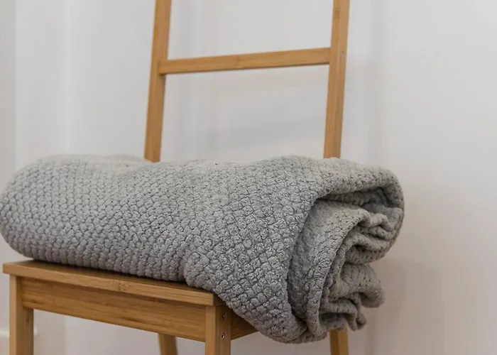 Cantinho Do - Metro 1 Minute Away 포르투